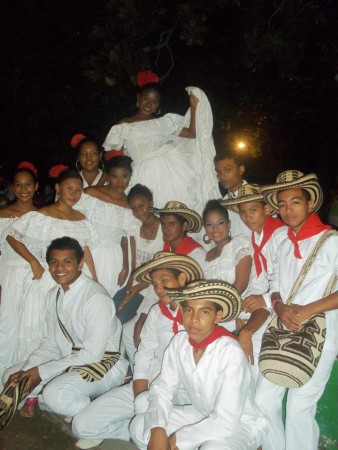 Grupos de danzas tradicionales 